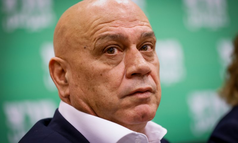 השר לשעבר מודה: "השנאה לנתניהו עלתה לנו ביוקר"