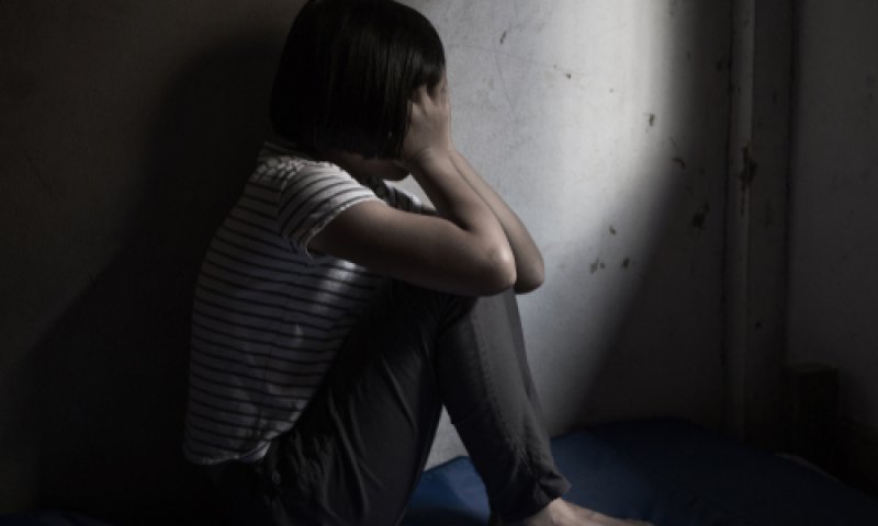 "אמא, אני לא מסוגלת להישאר יותר בסלון"