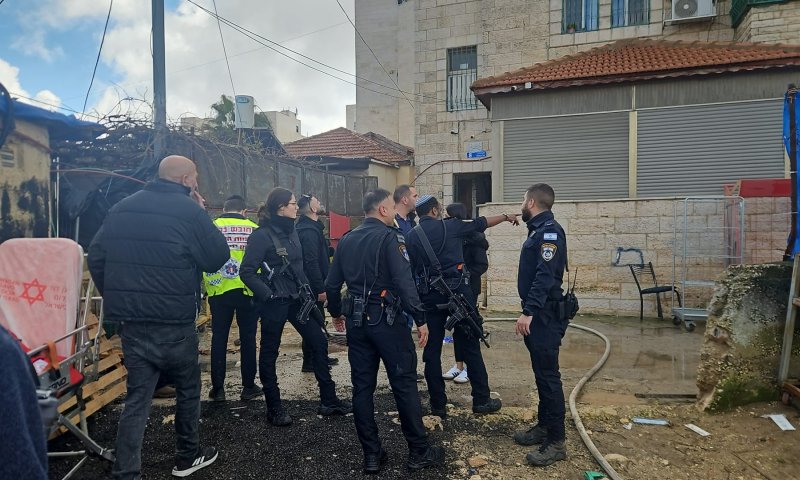 4 פצועים בשריפה בבניין בי-ם, בהם אישה במצב קשה