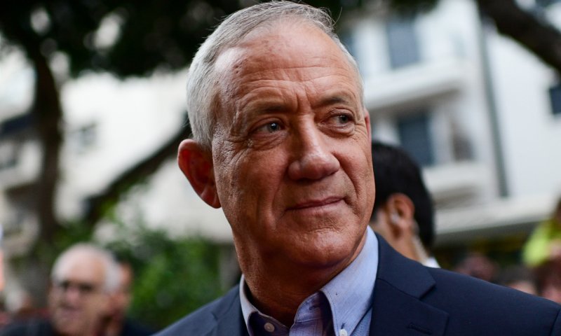 גנץ: "חמאס הוא שמכתיב את התנאים לנתניהו"