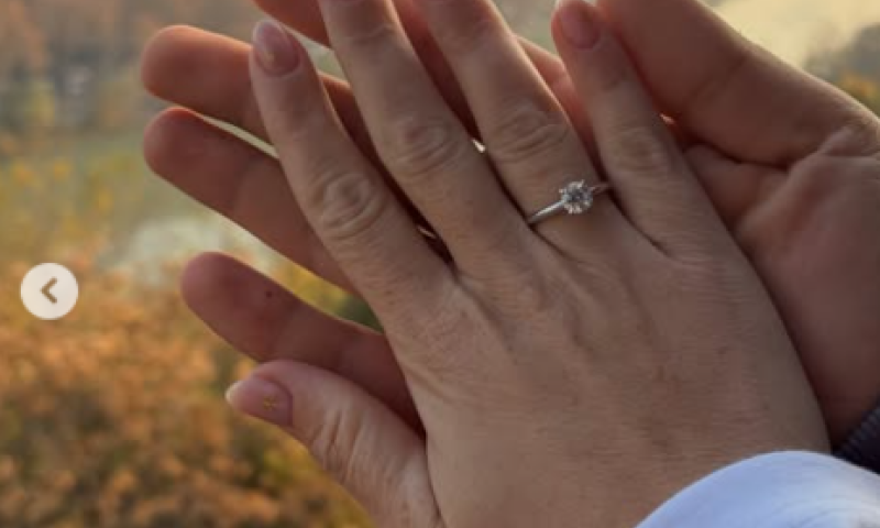 מזל טוב: כוכבת האח הגדול התארסה