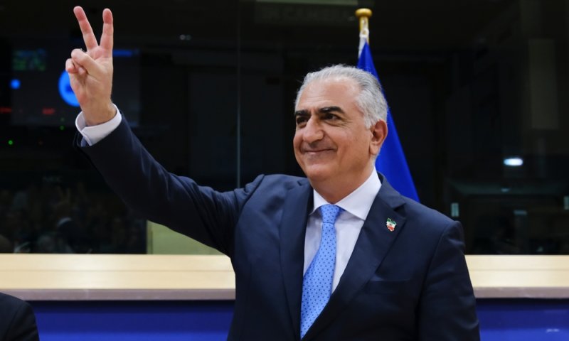 רזא פהלווי: "המשטר האיראני על סף קריסה"