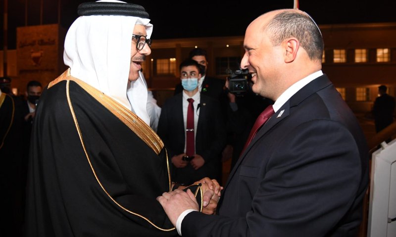 ראש הממשלה בנט נחת במנאמה, בירת בחריין