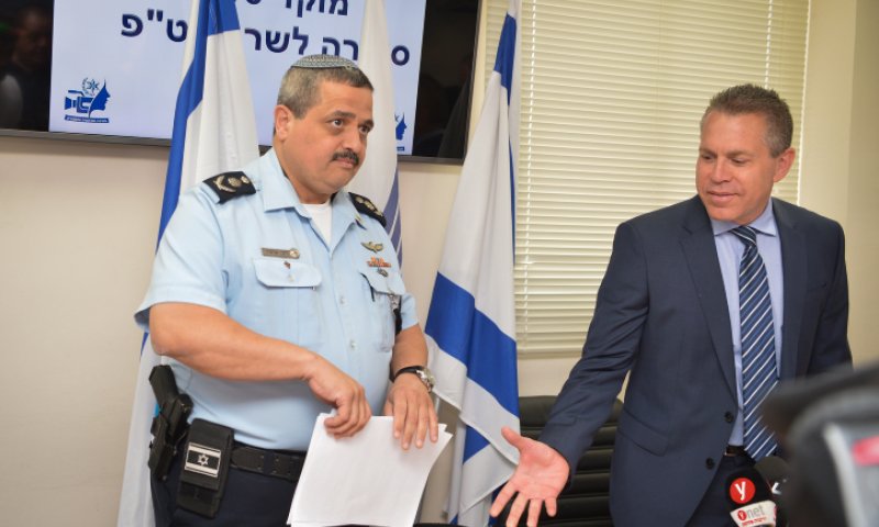 דיווח: כהונתו של אלשיך לא תוארך