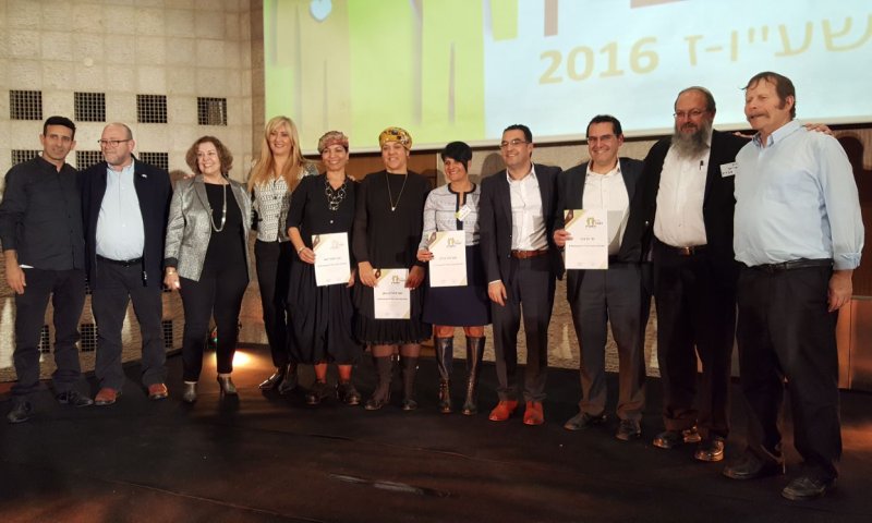 5 זוכים בפרס העובד המצטיין של החמ"ד תשעז