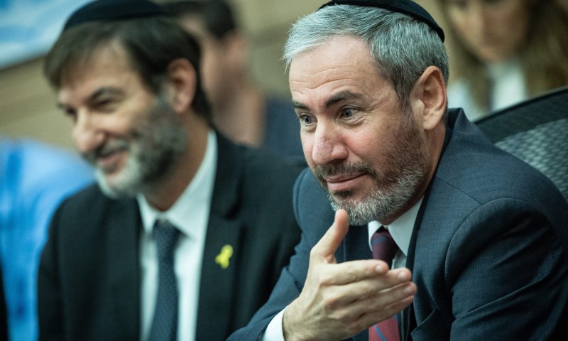 הח"כ מש"ס: "הבן שלי קיבל צו גיוס, אם ייעצר &ndash; ילמד תורה בכלא"