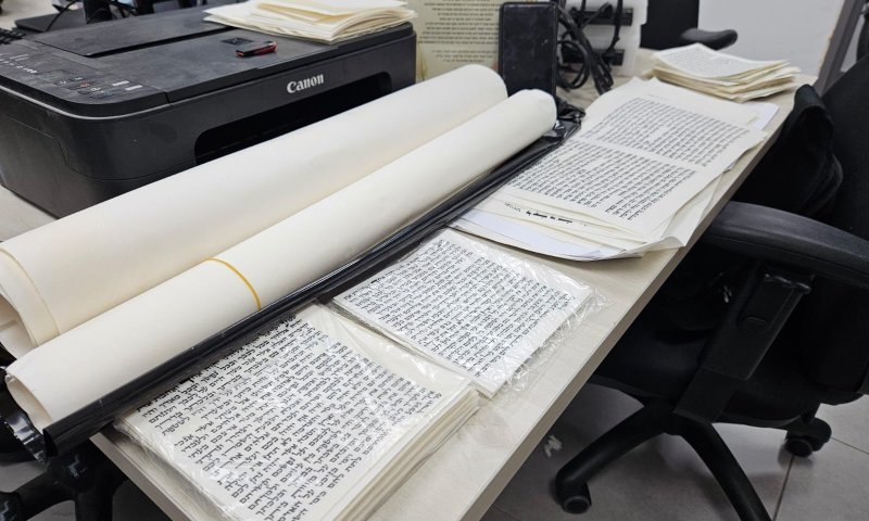 תושב השומרון התחזה לסופר סת"ם ומכר מזוזות פסולות