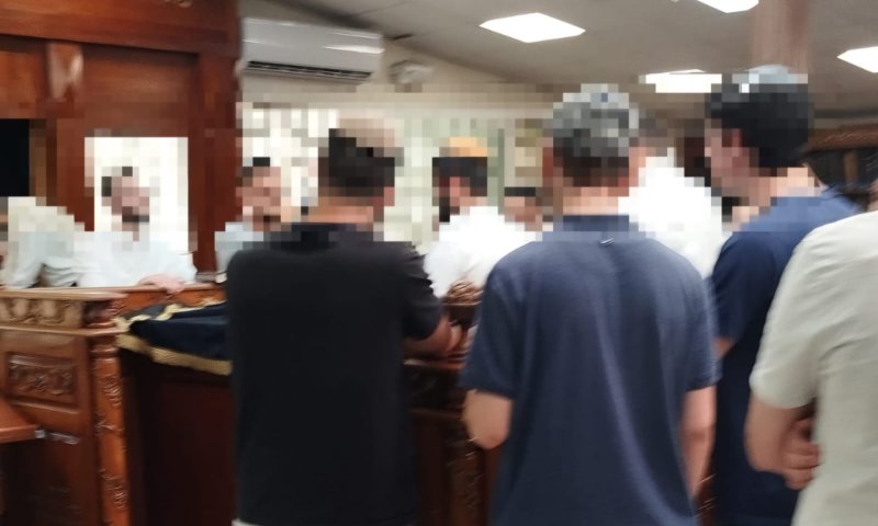 מרגש: תינוק יהודי נימול ימים ספורים לאחר שאימו שבה ליהדות