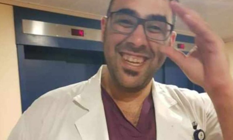 טרגדיה: רופא מתמחה מת מדום לב באמצע משמרת