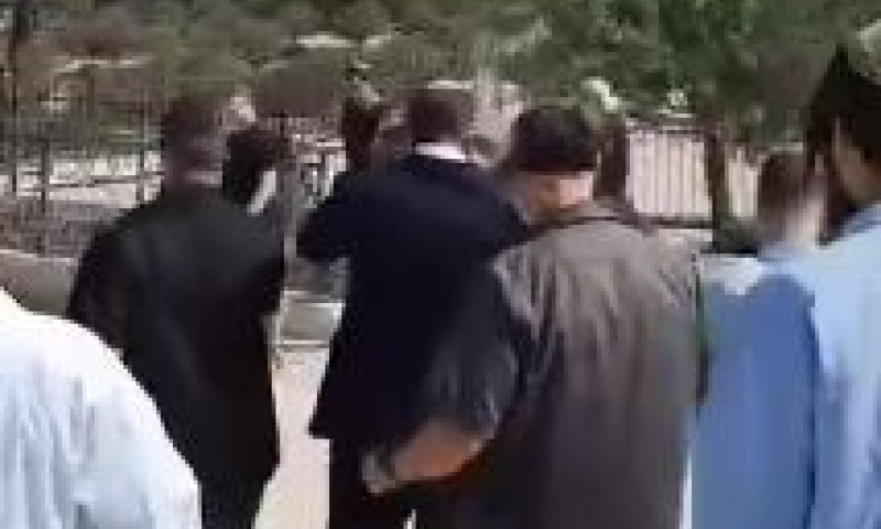 כהנא הותקף באזכרה של הרב קוק: "צא, טמא". צפו