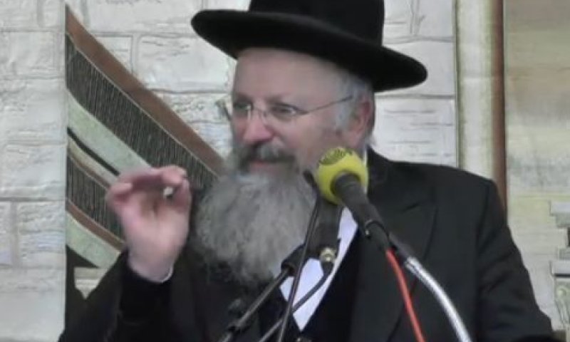 שיעורו השבועי של הרב שמואל אליהו