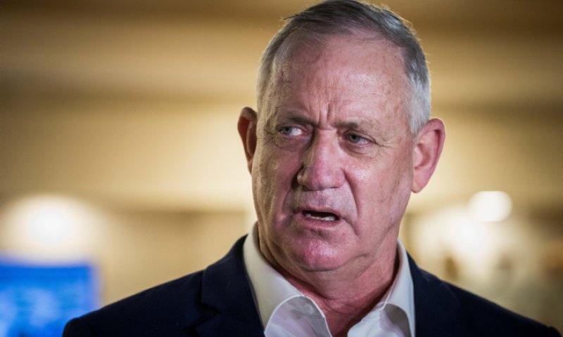 גנץ במתקפה קשה על נתניהו: "יאללה פאודה"