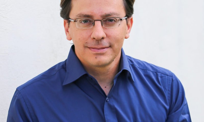 נדב איל מזהיר: החגיגות יחזירו את הקורונה