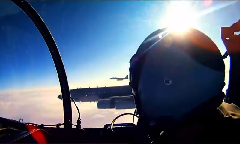 יום אחד באוויר: חיל האוויר בסרטון מרהיב &bull; צפו