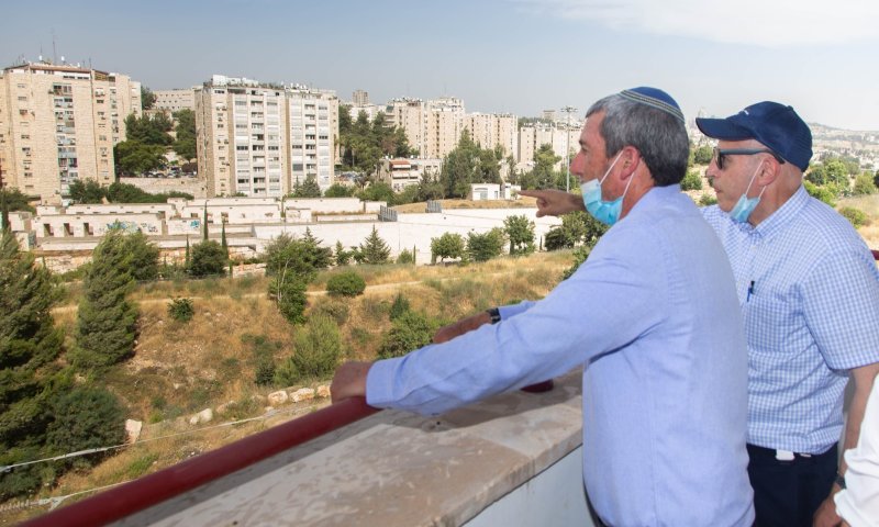 "&rlm;מרגיש כרגע טוב": השר רפי פרץ חלה בקורונה