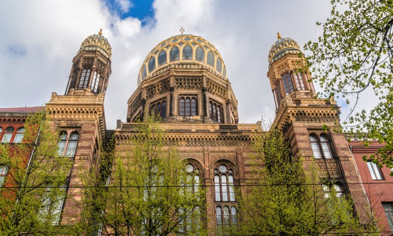 סוכל פיגוע בברלין: הגיע לבית כנסת עם סכין &ndash; ונעצר