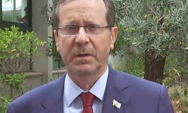 הרצוג: "קורא להקמת ממשלת חירום עוד היום"