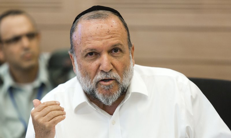 ש"ס מעכבת העברת תקציבים לשירותי דת