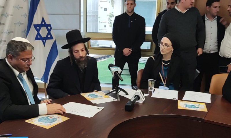 "יש לי עוד 7 ילדים בבית ואין לי תשובות לתת להם"