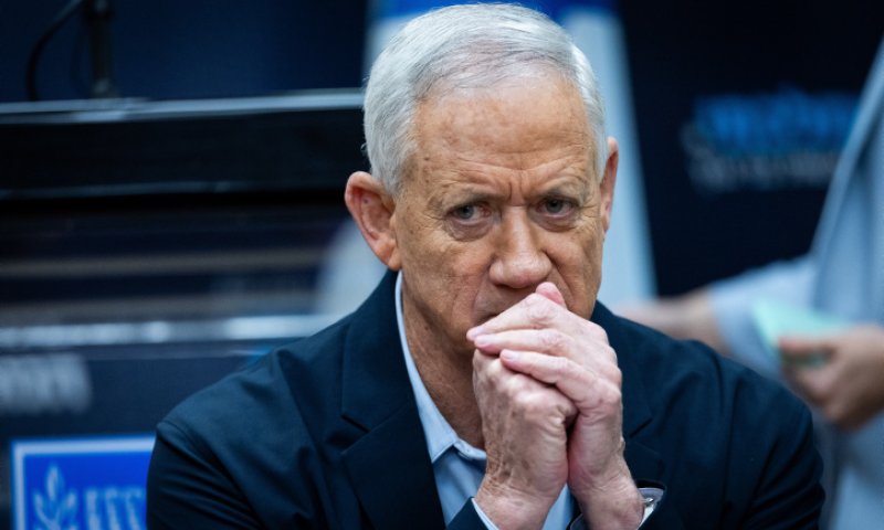 ממשיך לקרוס: כמה מנדטים גנץ איבד תוך חודשיים?