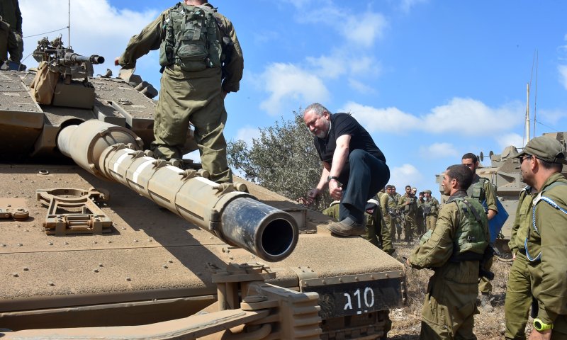 ליברמן חשף: שיעורי הגיוס לשריון קפצו פי שלושה