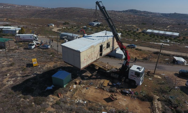 בשעה זו: ממשלת נתניהו ובנט מחריבה את עמונה