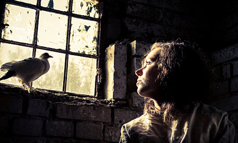 כך תגלי אם הדייט שלך אובססיבי