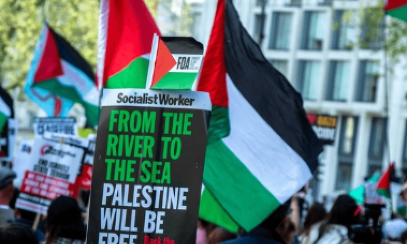 בבירת האיחוד האירופי: חגיגות והצגות מהללות את ה-7 באוקטובר