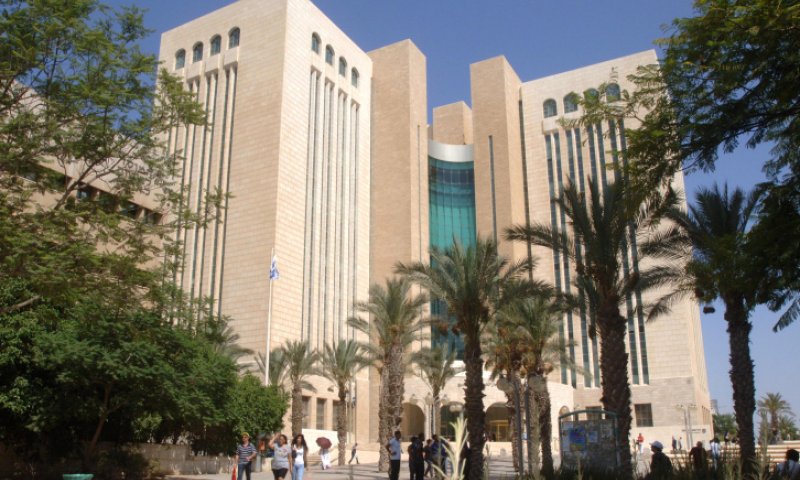 נקבע מותו של הגבר שהצית את עצמו בבית המשפט