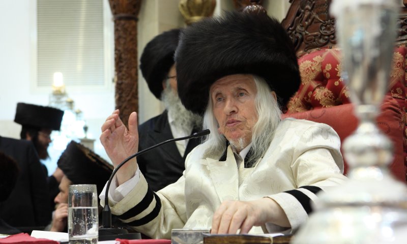 הנשיא נפרד מהאדמו"ר: "נשא גבורת אמונה בשואה"