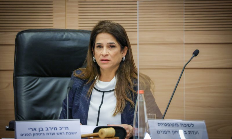 בן ארי: נדרשת חקיקה נגד הסייענים של השב"חים