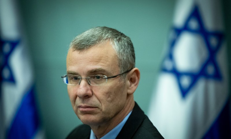 לאור החלטת בג"ץ: השר לוין בדרישה חדשה
