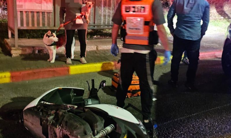 טבריה: רוכב אופנוע כבן 35 נפצע קשה בתאונה עם רכב