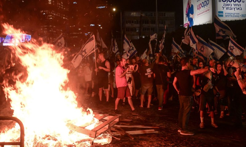 14 פצועים מהמחאה באיילון הגיעו לאיכילוב