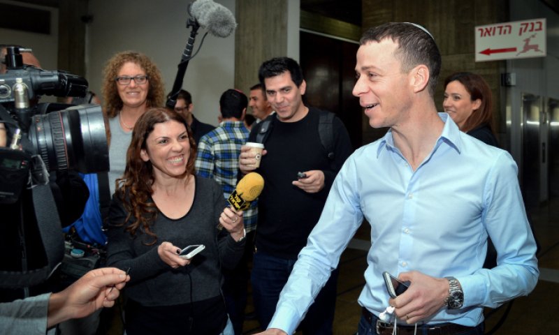 עמית סגל: "אבישי אל תיקח ללב, הם לא לרמה שלך"