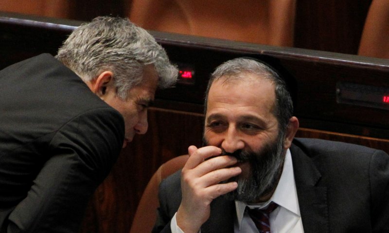 דרעי ולפיד ברוגז: "לא רוצה לדבר איתי"