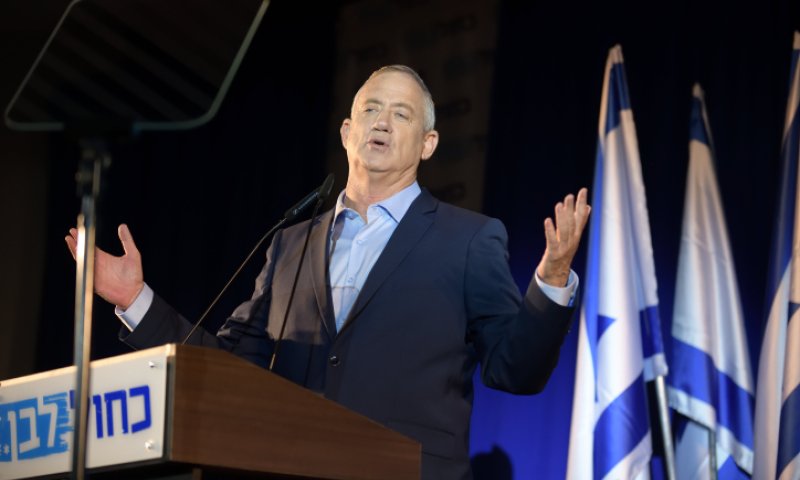 גנץ: נתניהו וברק רבים כאילו שזה משחק ילדים