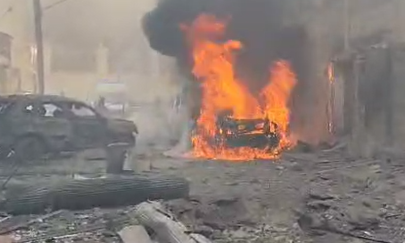 פוטין מתערב: עשרות הרוגים בהפצצה רוסית בסוריה