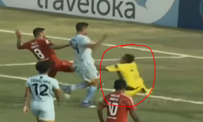 תיעוד קשה &bull; לעיני הצופים: השוער הותיק נהרג