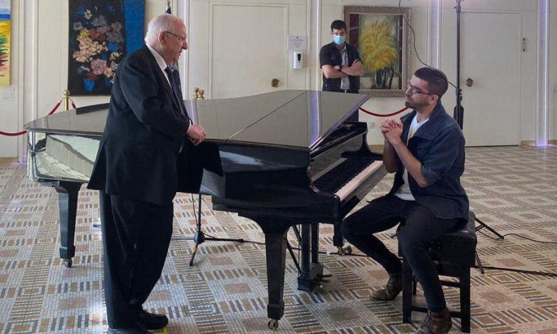 מפתיע: חנן בן ארי ונשיא המדינה בדרך לפסטיגל. צפו