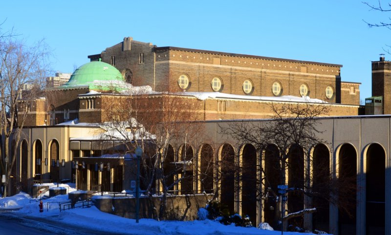 קנדה: הותקפו שוטרים שפיזרו תפילות בבתי כנסת