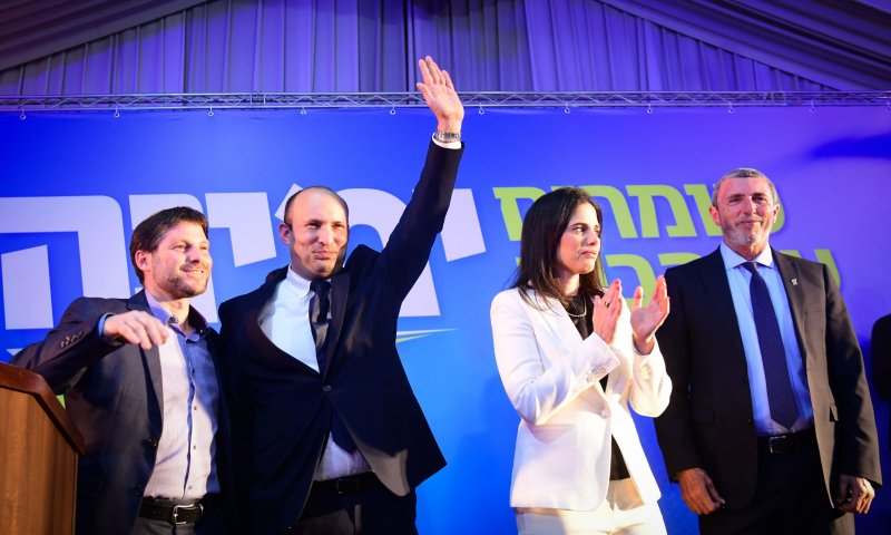 המחלוקת הראשונה של ימינה סביב מערכת המשפט