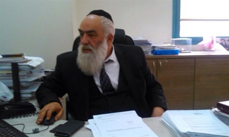 הרב פרץ: "עבורי מצות ׳ואהבת את הגר', היא שליחות"