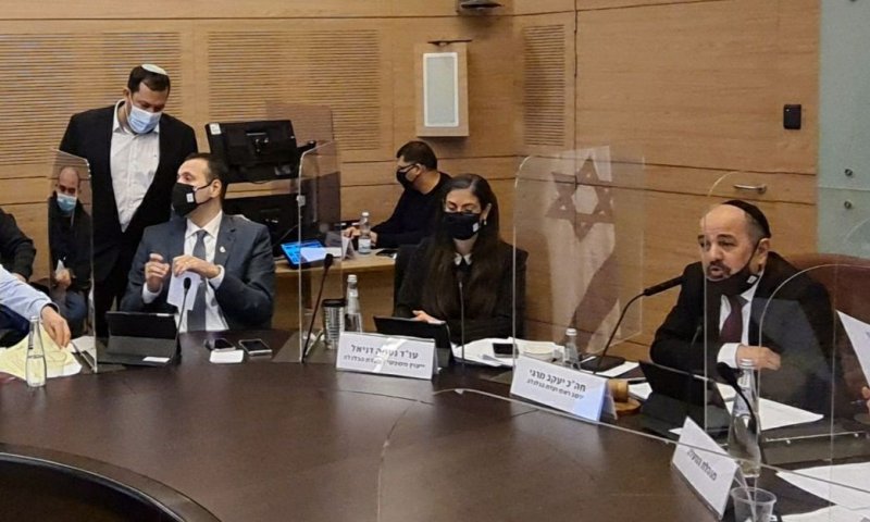 זוהר מאיים: נעצור כל מהלך של השר הנדל בכנסת