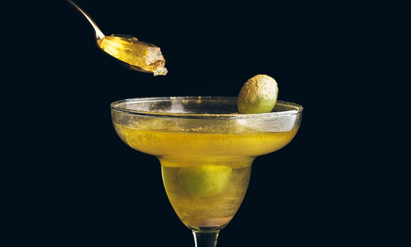 סיבה למסיבה: מתכון לקוקטייל ג'לי קאווה מוזהב