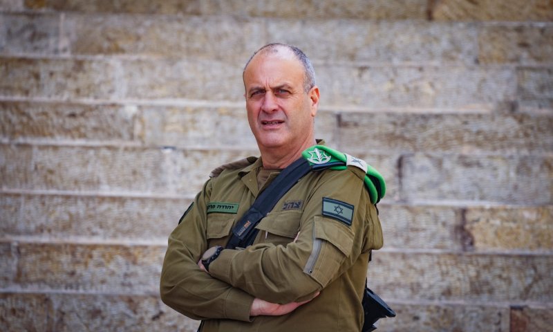 חודש לאחר נישואיו &ndash; יורחק מיו"ש בצו של האלוף פוקס