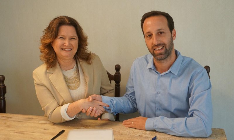 מפלגות מרצ והעבודה חתמו על הסכם עודפים