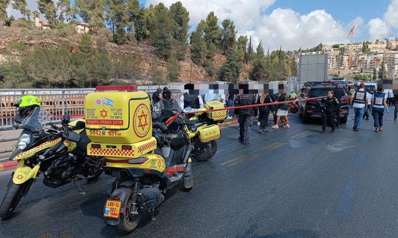 המחבלים עלו על האוטובוס והתחילו לירות, עד שנוטרלו