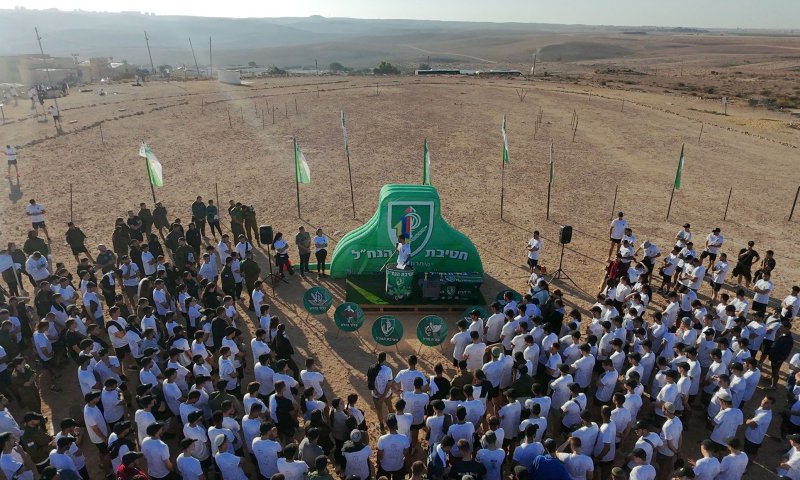 לפני שחוזרים לגדוד: 1000 לוחמים רצו במירוץ בבא"ח נח"ל. צפו