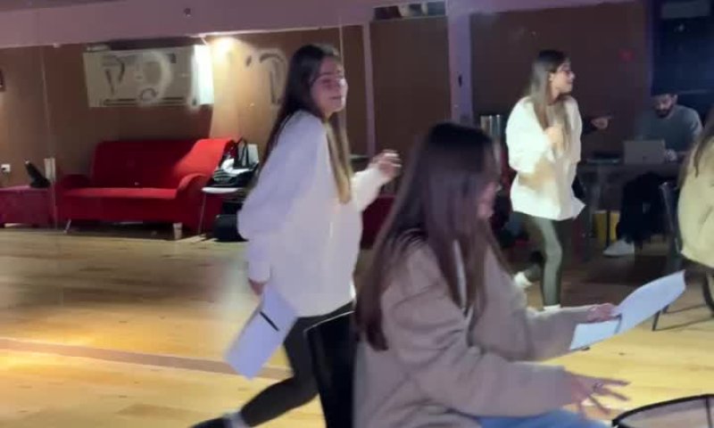 צפו: אנה זק ונועה קירל בהכנות אחרונות לקראת הפסטיגל